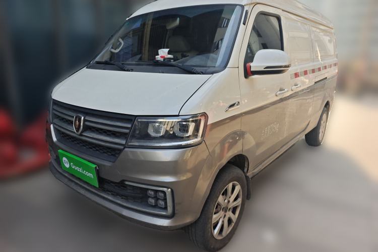 Used Jinbei New Hiace S 2023 1.5L Wealth Edition Van 2/5-Seater Air-Conditioned Model SWC15M