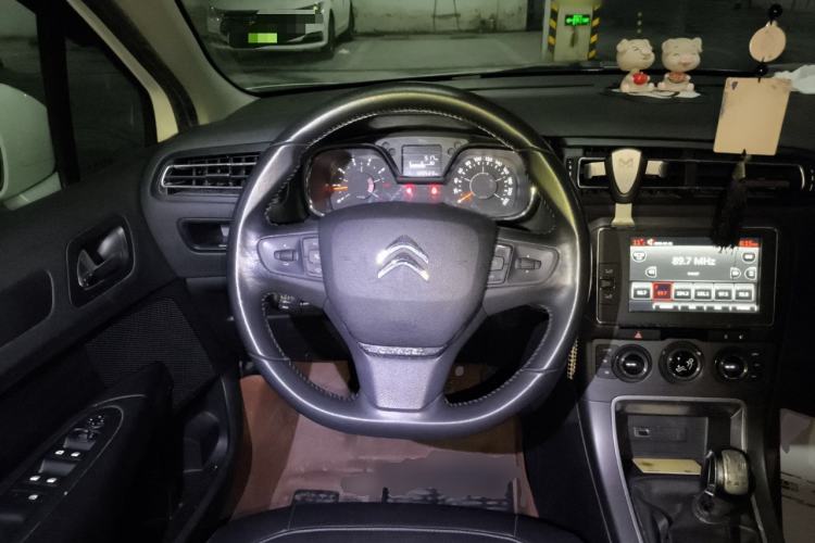 Used Citroen C4 Sega 2016 1.6L Manual Luxury Model
