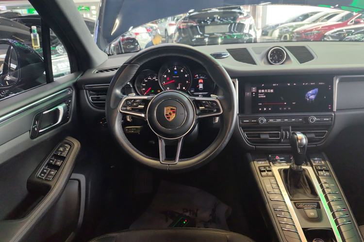 Used Porsche Macan 2018 Macan 2.0T