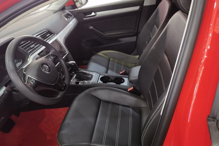 Used Volkswagen Lamando 2021 230TSI DSG Fashion Edition
