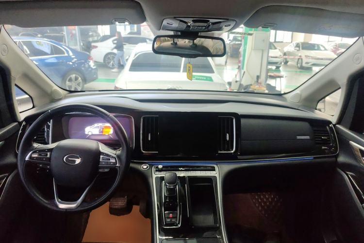 Used GAC Trumpchi M8 2023 Lingxiu Series 390T Prestige Edition Center Console