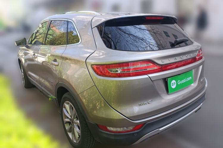 Used Lincoln MKC 2017 2.0T Two-Wheel-Drive Luxury Edition
