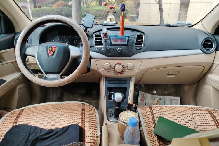 Used Roewe 350 2014 1.5L Automatic Xunda Edition Center Console