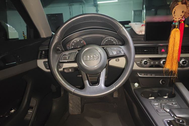 Used Audi A4L 2017 40 TFSI Ambition Edition