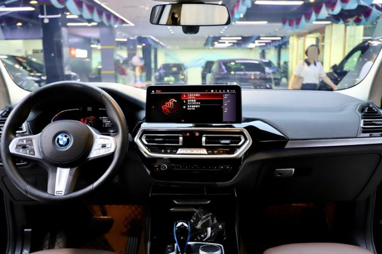 Used BMW iX3 2022 Leading Model Interior 5