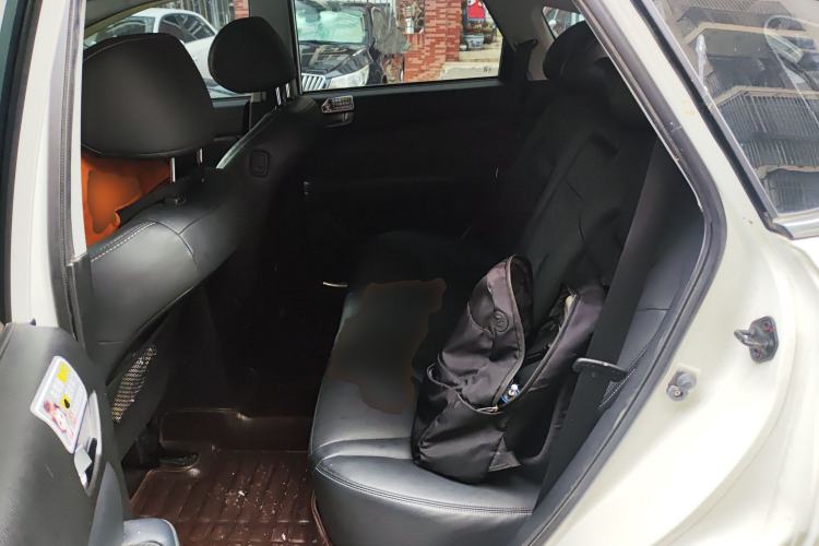 Used Luxgen U6 SUV 2015 2.0T ZhiZun Model