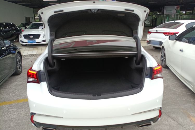 Used Acura TLX-L 2018 2.4L Comfort Edition