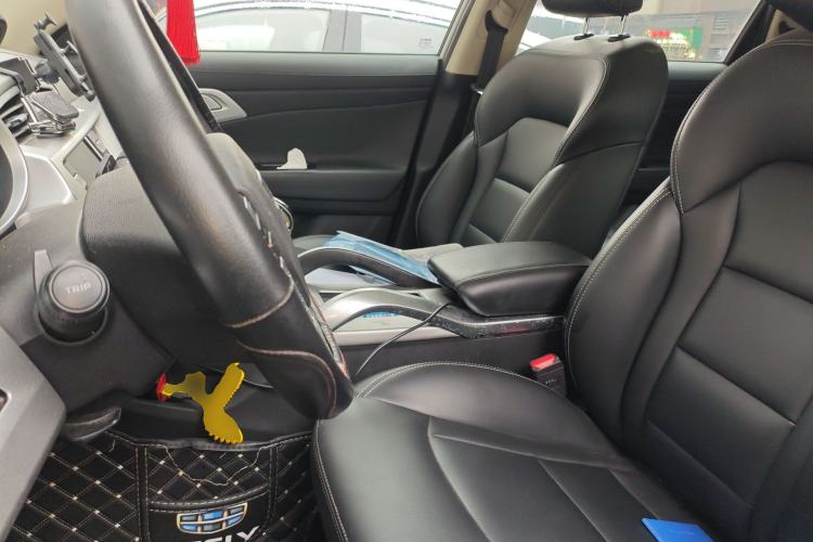 Used Geely Auto Emgrand X7 Sport 2016 2.0L Manual ZhiShang Version
