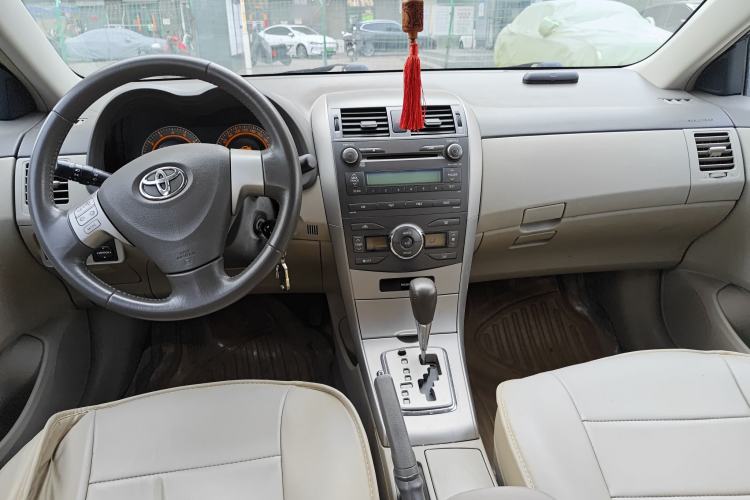 Used Toyota Corolla 2009 1.8L Automatic GLX-i Special Commemorative Edition Center Console