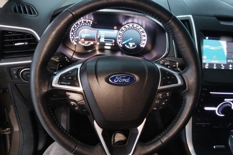 Used Ford Edge 2016 EcoBoost 245 Four-Wheel Drive Titanium 7-Seater