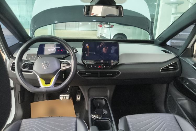 Used Volkswagen ID.3 2023 Pure Smart Edition