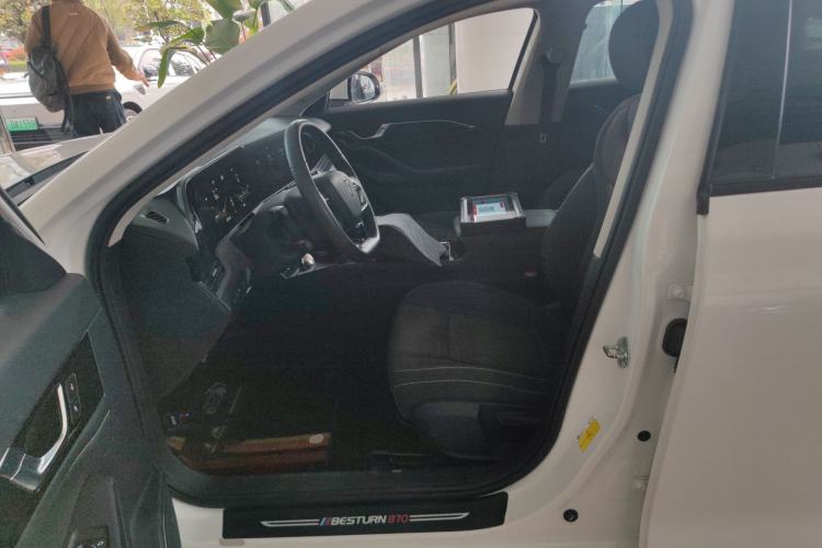 Used Bestune B70 2023 3rd Generation 1.5T Automatic Enjoyment Version 70th Anniversary Edition