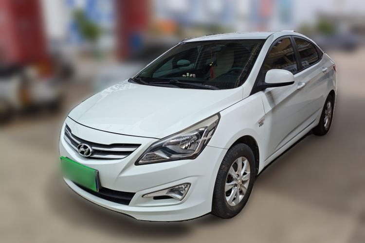 Used Hyundai Verna (older generation) 2014 1.4L Manual Smart GLS Trim