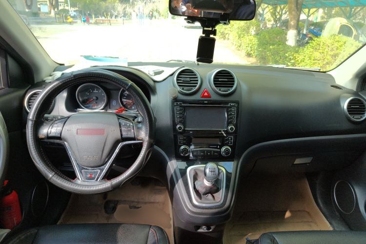 Used Haval H6 2015 Upgraded Model 1.5T Manual Two-Wheel Drive Elite Version