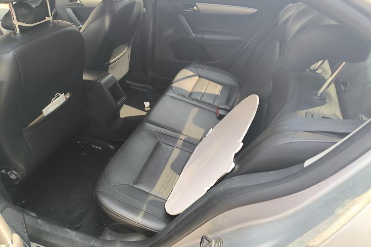 Used Volkswagen Lavida 2013 Restyled Classic 1.6L Automatic Comfort Edition
