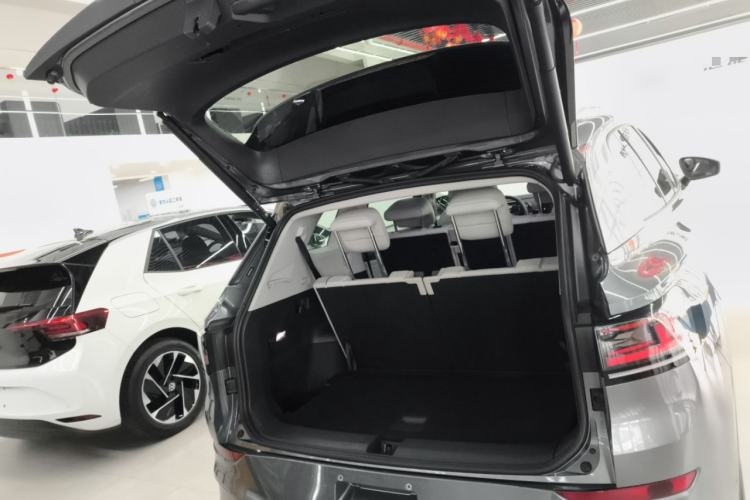 Used Volkswagen ID.6 X 2023 Upgraded Model Ultra-Long Range Version
