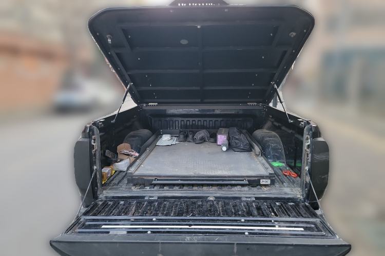 Used Nissan Navara 2019 2.5L Manual 4x4 Premium Version China VI QR25
