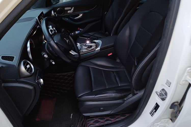 Used Mercedes-Benz GLC 2019 GLC 300 L 4MATIC Dynamic Model
