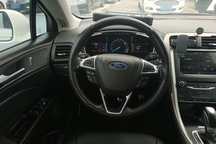 Used Ford Mondeo 2013 2.0L GTDi 200 Luxury Model
