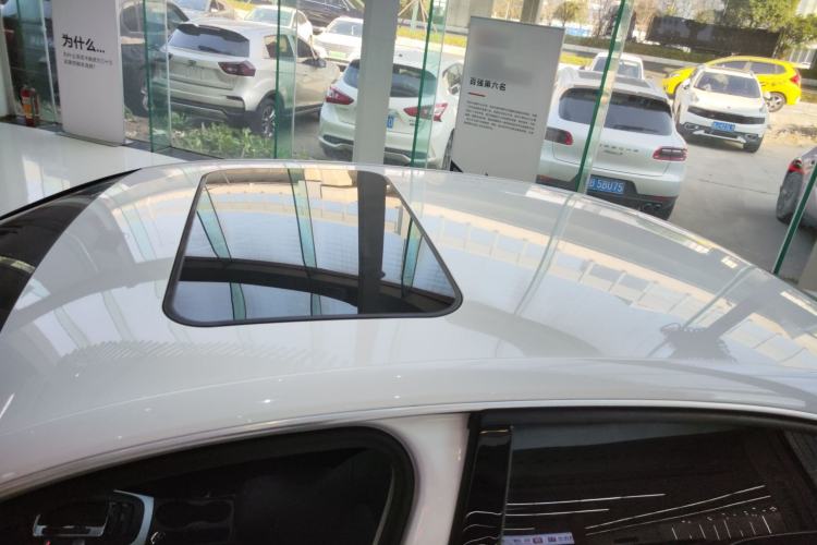 Used Audi A4L 2016 35 TFSI Collector's Edition Automatic Standard Model Roof