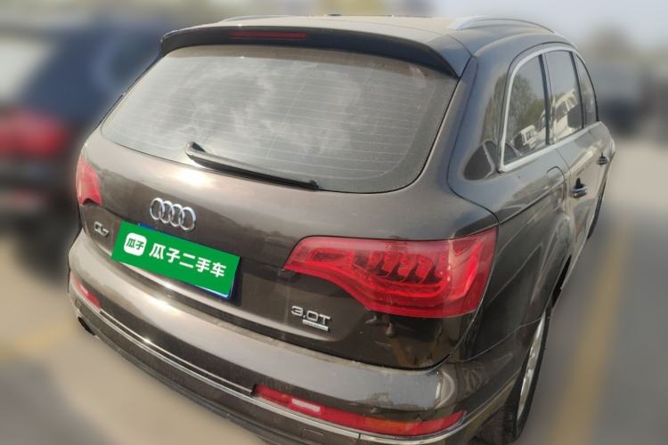 Used Audi Q7  Rear Right 45 Deg