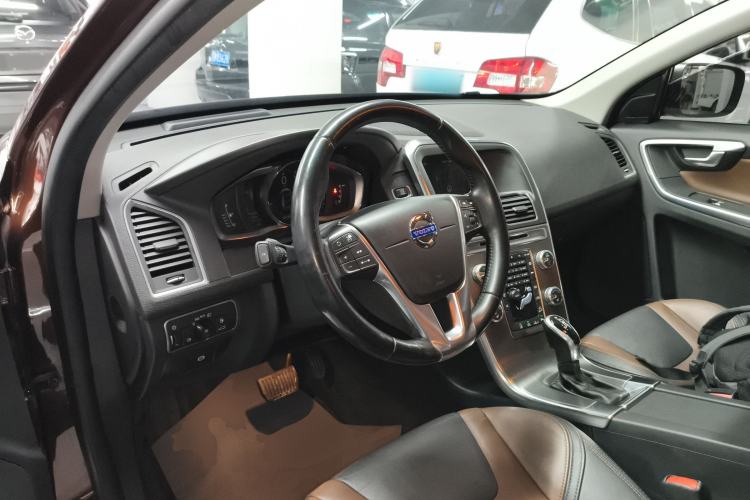 Used Volvo XC60 2015 T5 AWD Zhiyuan Edition