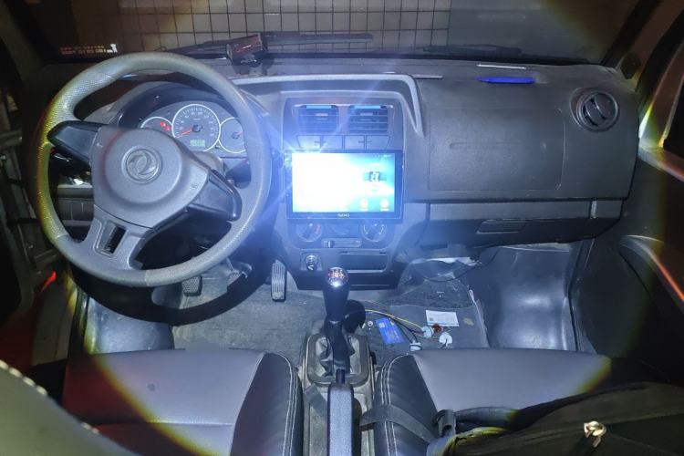 Used Dongfeng Xiaokang K05S 2022 1.3L High-Power Base Version Center Console