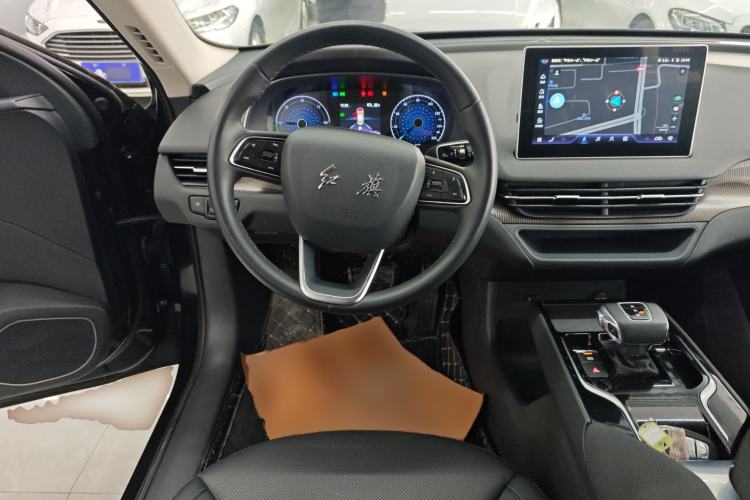 Used Hongqi E-QM5 2022 431 km Charge & Enjoy Edition
