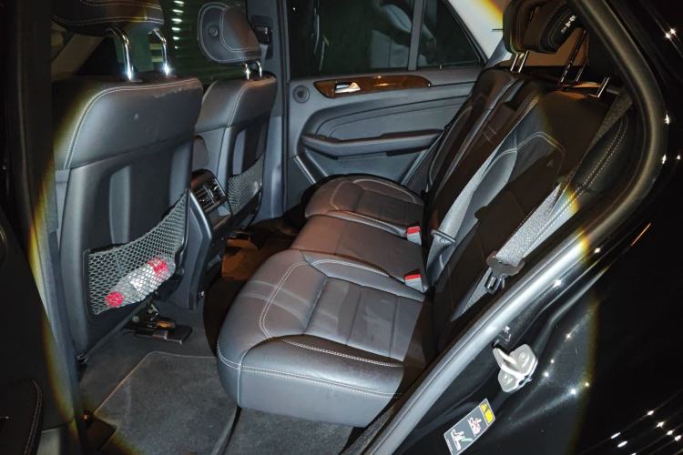 Used Mercedes-Benz M-Class 2014 ML 400 4MATIC Luxury Model