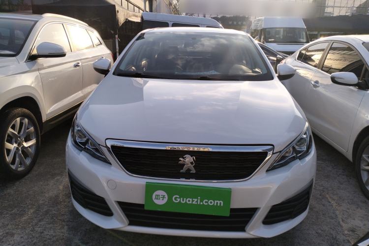 Used Peugeot 308 2018 1.6L Manual Fashion Edition
