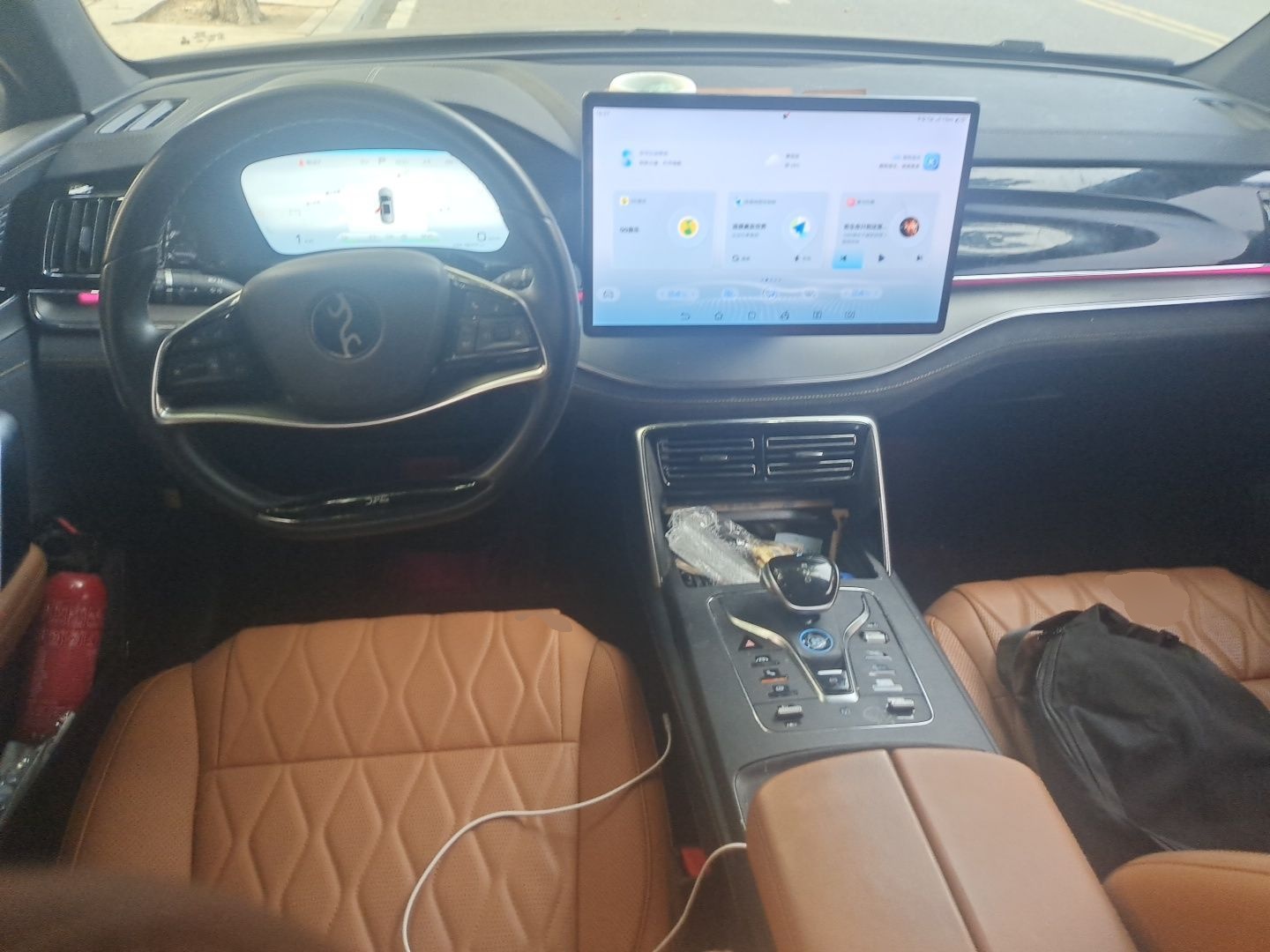 BYD Tang New Energy 2023 DM-i Champion Edition 112KM Prestige Model - Executive — снимка 9