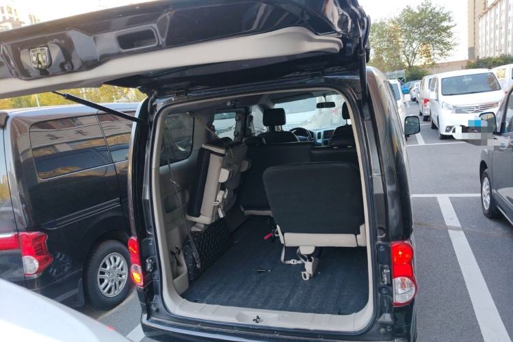 Used Nissan NV200 2016 Revised Version 1.6L Manual Luxury Edition