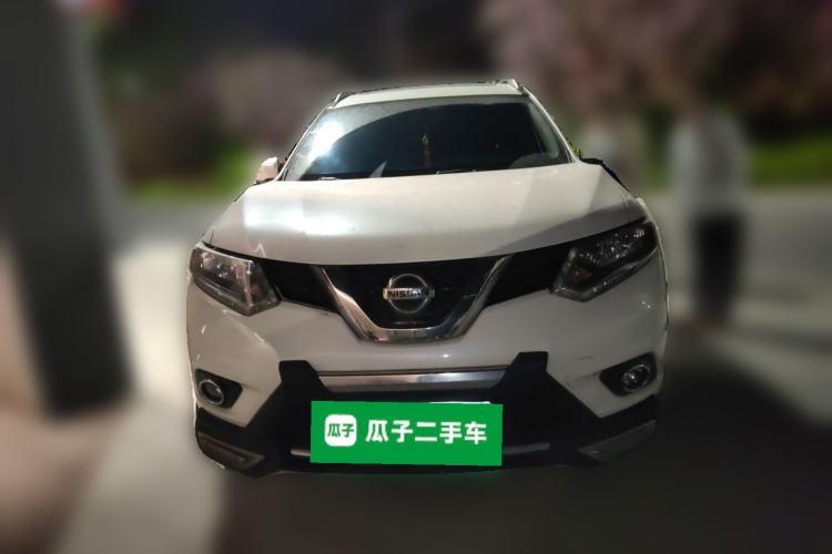 Used Nissan X-Trail 2014 2.5L CVT Luxury Edition 4WD
