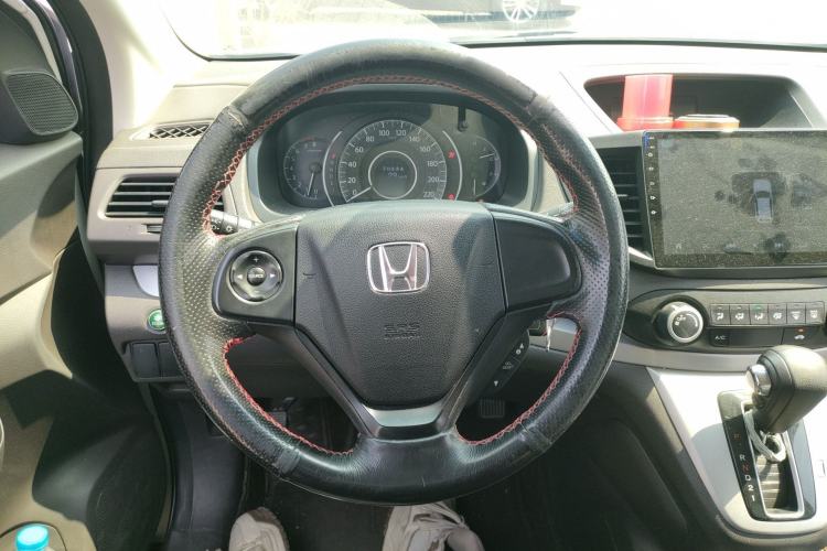 Used Honda CR-V 2012 2.0L two-wheel drive urban version

