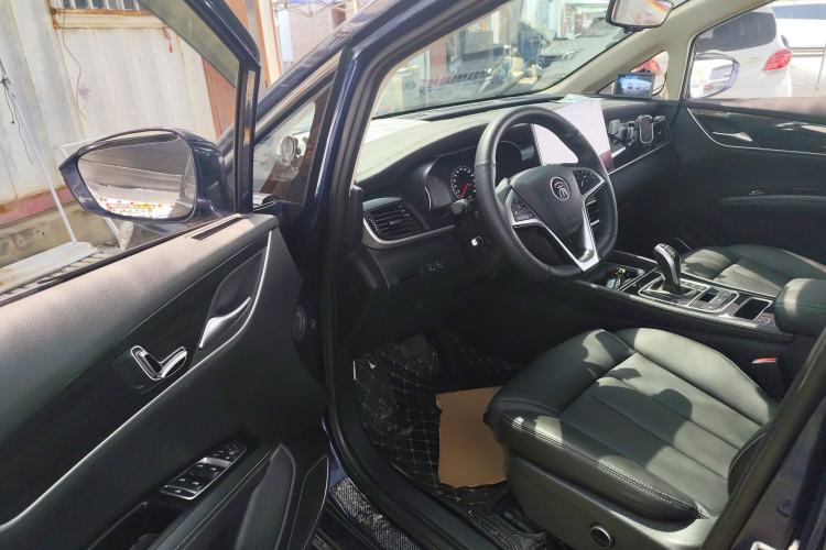 Used BYD Song MAX 2019 1.5T Automatic Smart Connect ZhiLian RuiDong 6-Seater China V Standard
