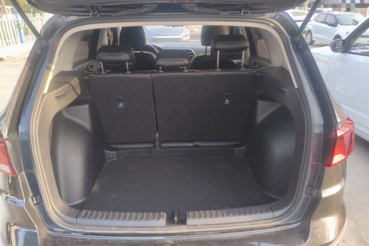 Used Jetta VS5 2023 280TSI Manual Entry-Level Model Trunk