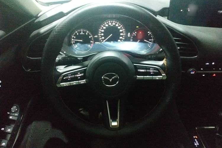 Used Mazda 3 Axela 2021 2.0L Automatic Zhiya Edition Steering Wheel