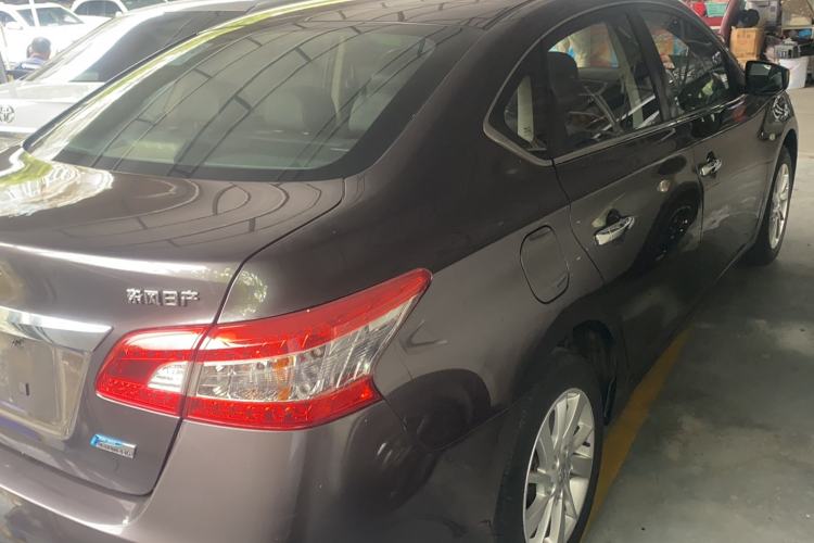 Used Nissan Sylphy 2014 1.6XV CVT Deluxe Edition Exterior 4