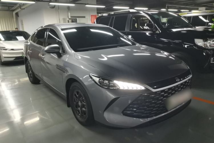 Used BYD Qin PLUS 2025 DM-i Smart Drive 55KM Leading Model
