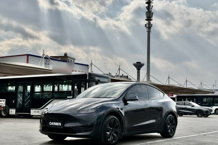 Used Tesla Model Y 2024 Rear-Wheel-Drive Version