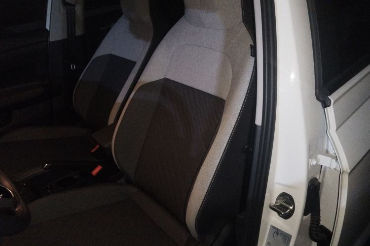 Used Volkswagen Lavida 2023 New Sharp 1.5L Automatic Excellent New Edition
