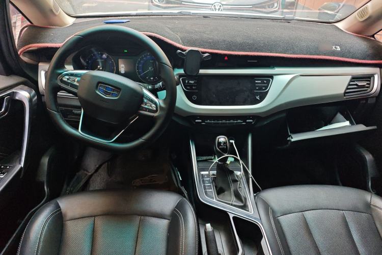 Used Geely Auto Vision X3 2020 1.5L CVT Luxury Model Center Console