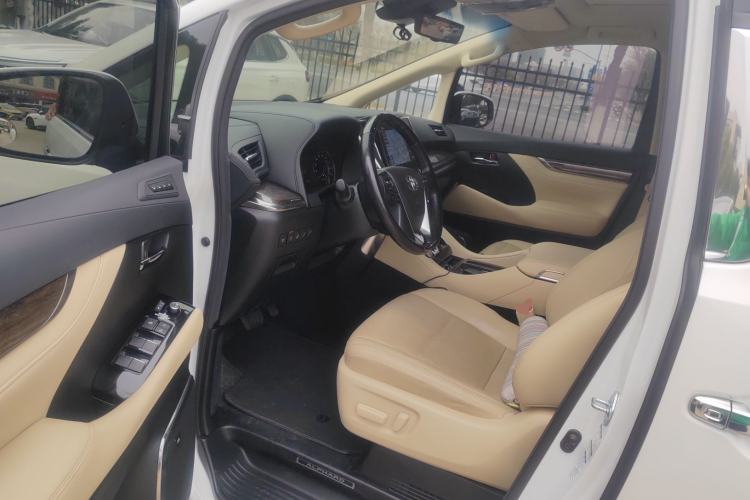 Used Toyota Alphard 2021 Dual-Engine 2.5L Prestige Edition
