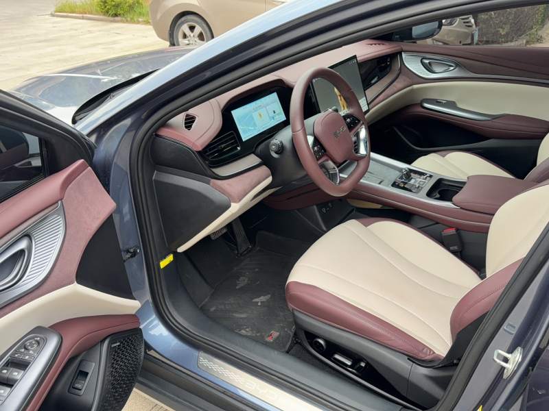 Used BYD Seal 2023 DM-i 1.5T 121km Prestige Model — 16