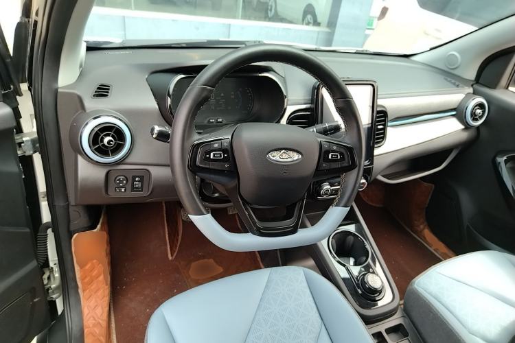 Used Chery Little Ant 2022 Sweet Pink Edition Half-Sugar Version Lithium Iron Phosphate 29.2 kWh 30 kW 301 km Steering Wheel