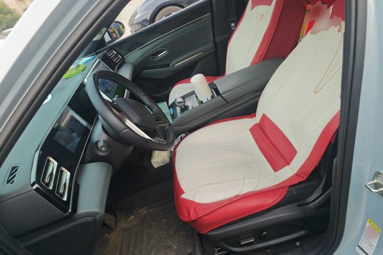 Used BYD Qin L 2024 DM-i 120KM Leading Model Left Front Seat