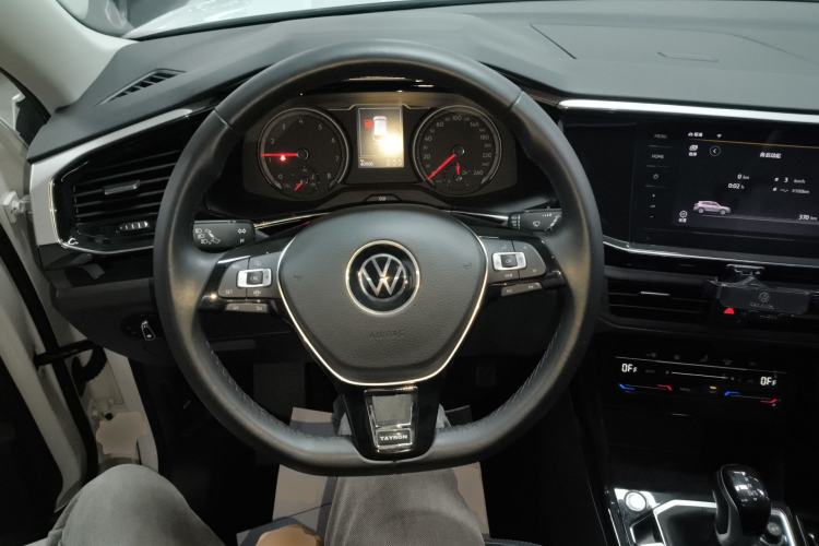 Used Volkswagen Tayron 2022 280TSI Two-Wheel Drive Luxury Smart Connectivity Version
