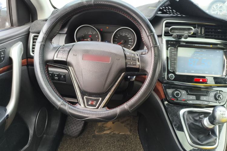 Used Haval H6 2014 Sport Version 1.5T Manual Two-Wheel Drive Elite Edition

