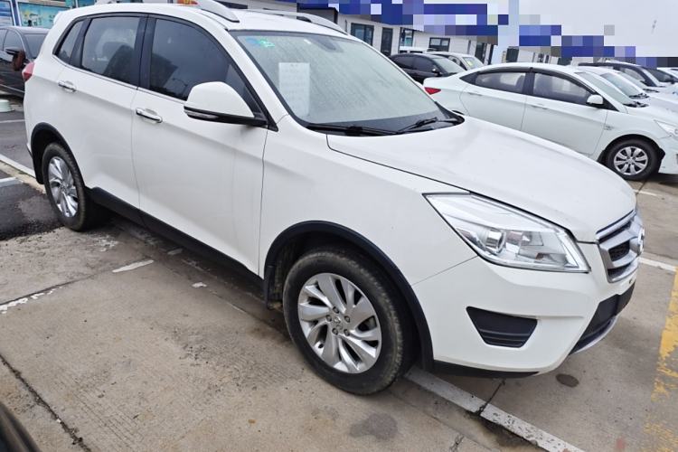 Used BAIC Senova X65 2015 2.0T manual Comfort trim level