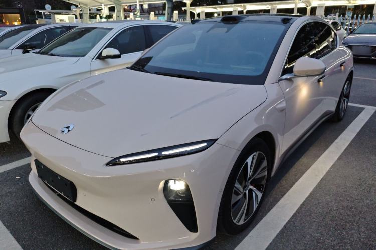 Used Nio ET5 2022 75 kWh